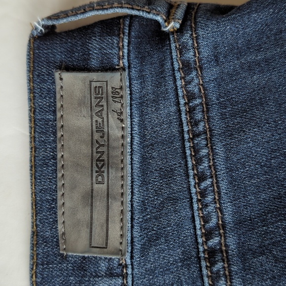 DKNY Soho Skinny Distressed Jeans 4 Blue - Picture 9 of 16
